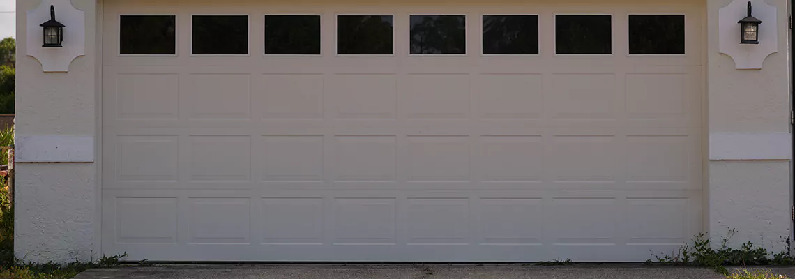 First United Universal Series Garage Doors Installers in Alafaya, Florida