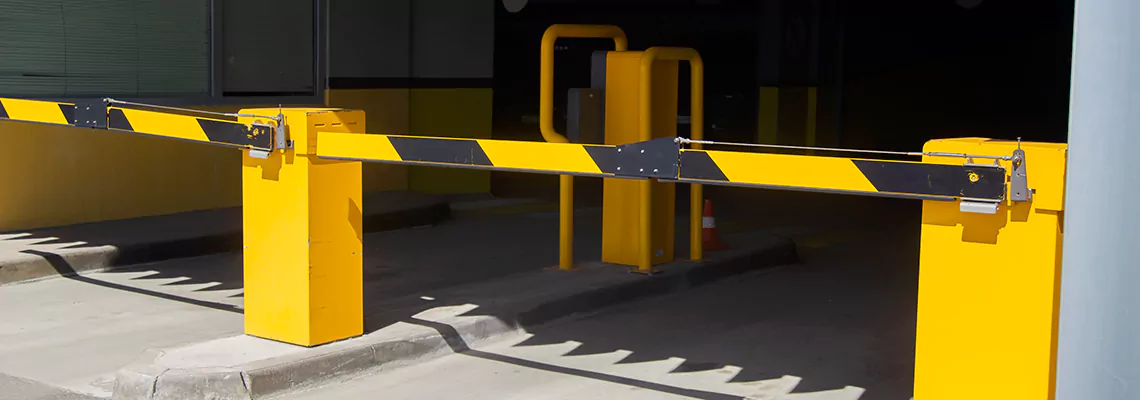 Residential Parking Gate Repair in Alafaya, Florida