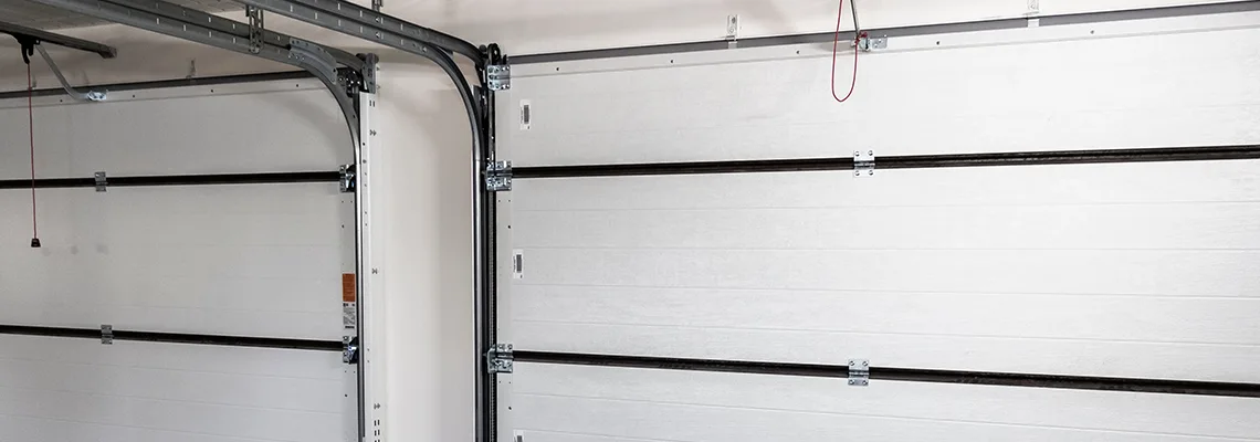 Fix Folding Garage Door Jerking in Alafaya, Florida